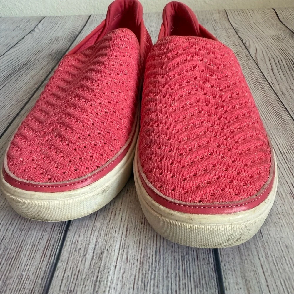 UGG Caplin Slip On Pink Shoes 5